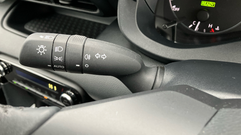 Toyota Yaris 1.5 Hybrid Icon 5dr CVT Hybrid Hatchback